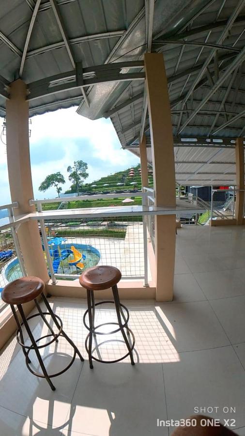 Pojok Kahyangan Homestay And Cabin Kejajar Екстериор снимка