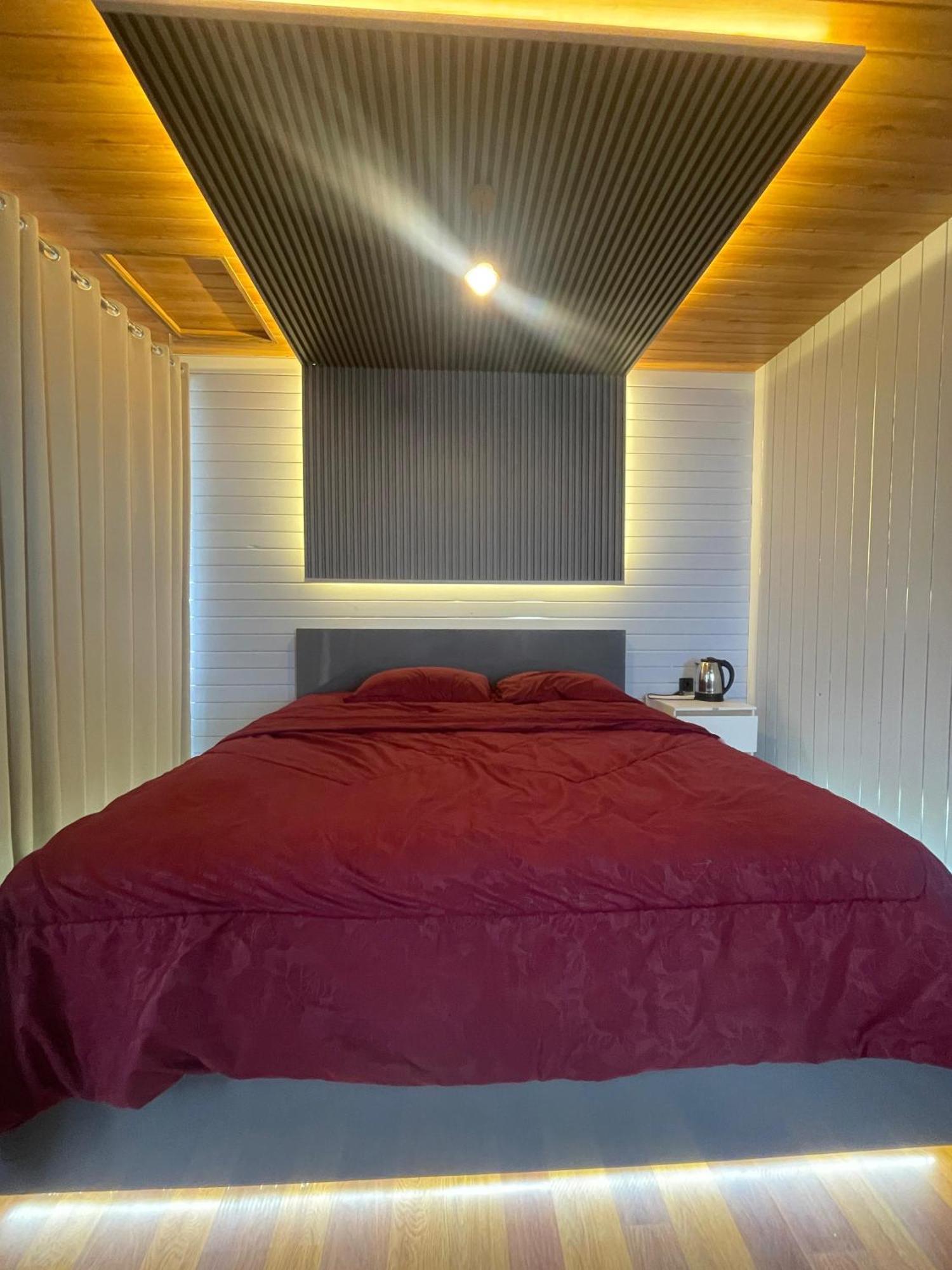 Pojok Kahyangan Homestay And Cabin Kejajar Екстериор снимка